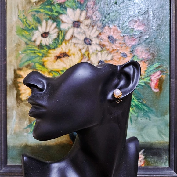 🎊SOLD🎊Tiffany & Co 18k Schlumberger Acorn 7mm Freshwater Pearl Stud Earrings - Picture 6 of 6